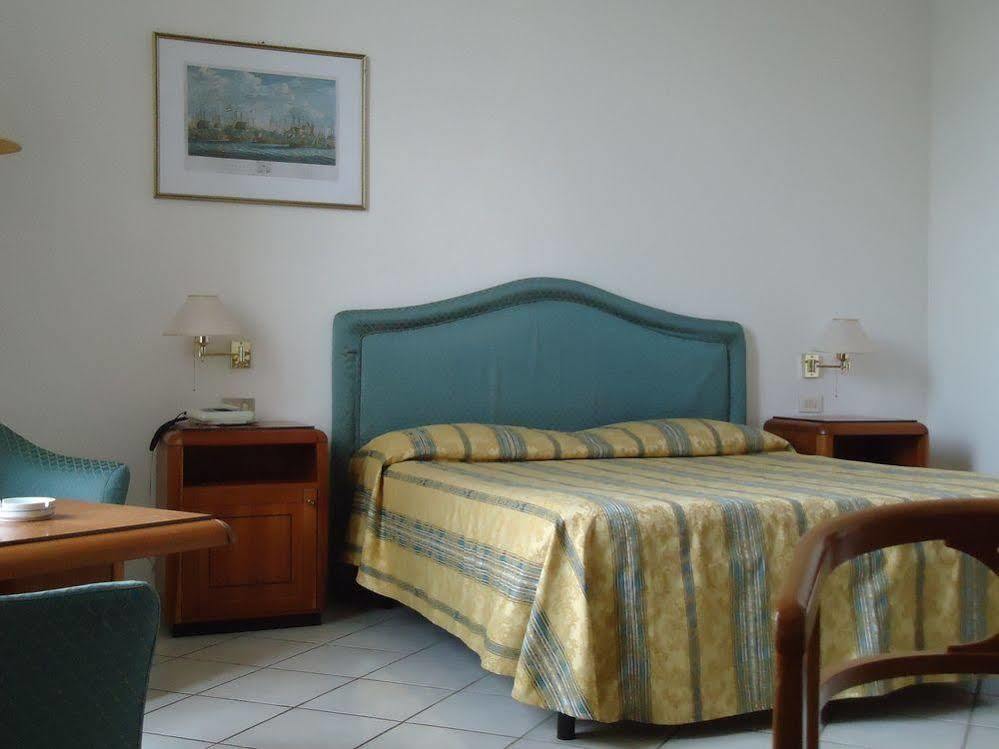 Albergo Roma Casciana Terme Exteriör bild